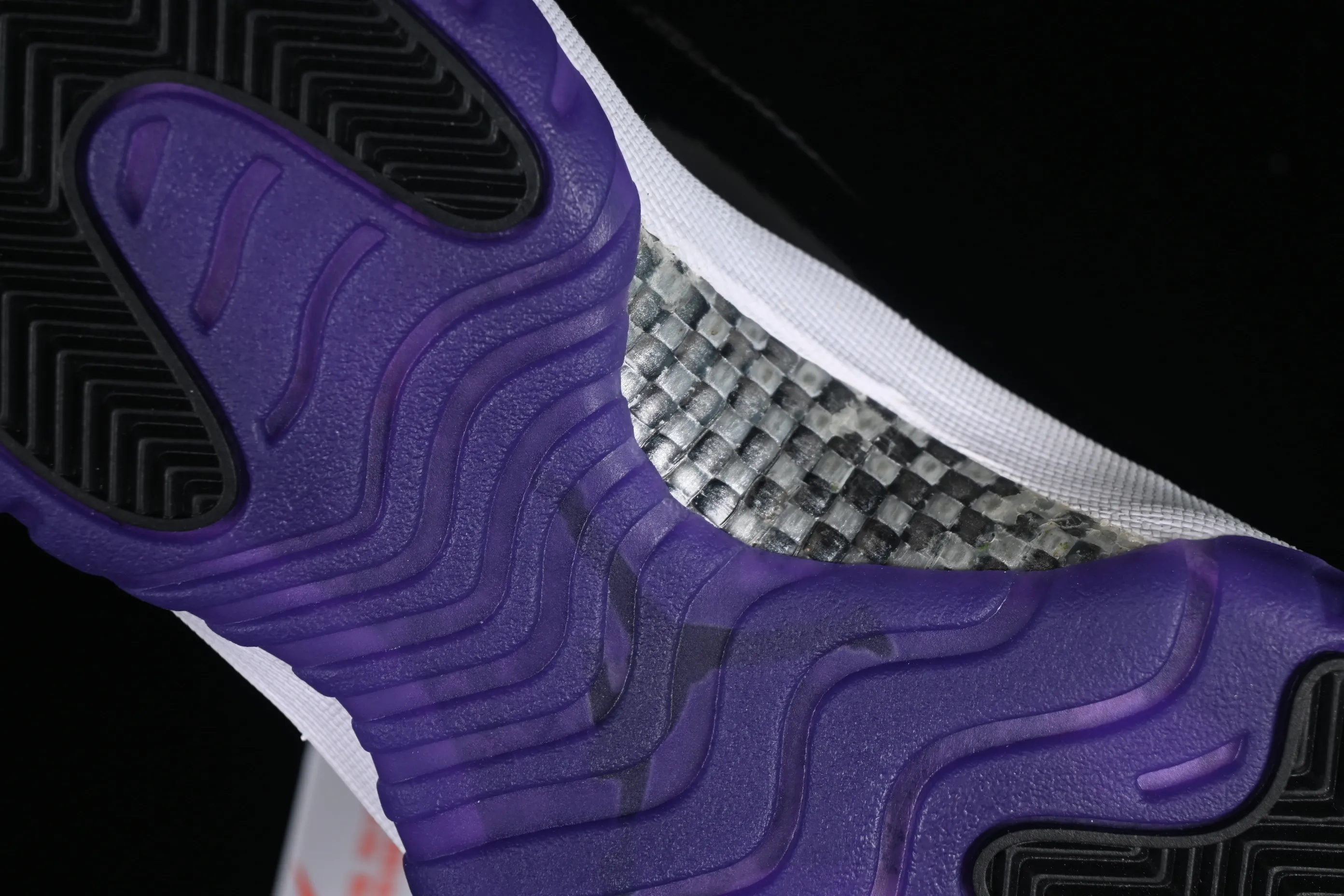 All categories Air Jordan Jordan series basketball shoes Air Jordan 11 Air Jordan 11 Retro AJ11 Joe 11 patent leather black and purple CT8812-999